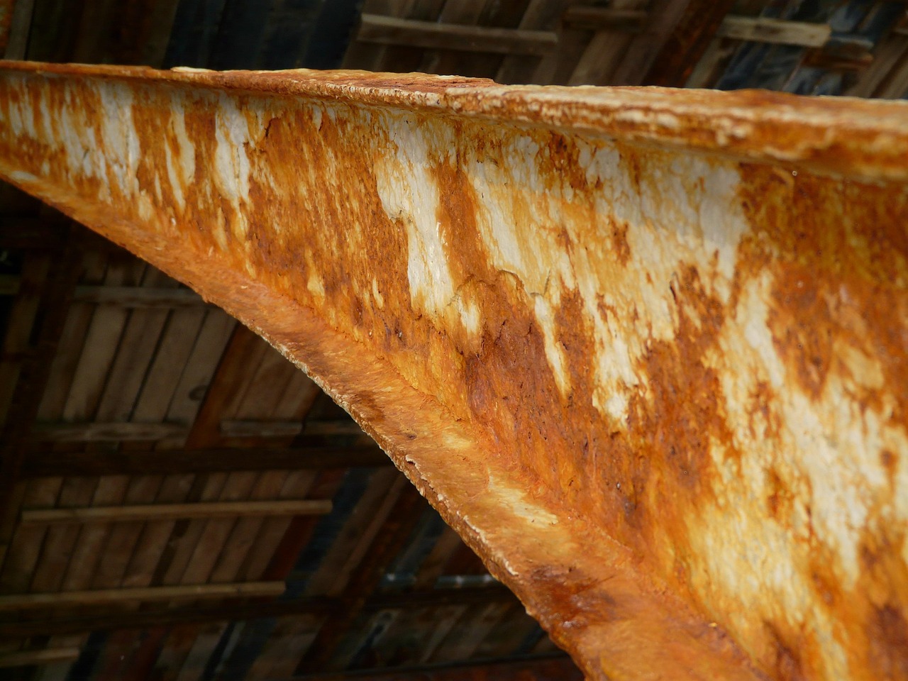 Korrosionsschutz | Professionelle Lösungen für Industrie & Bau